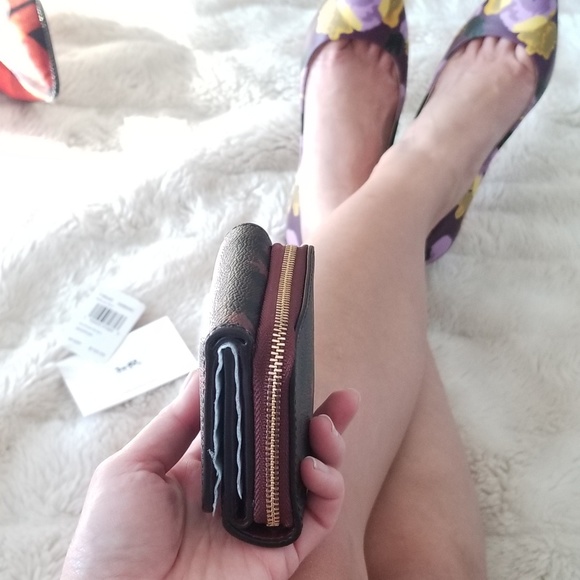 🍒NWT🍒 COACH POP STAR PRINT TRIFOLD WALLET - Picture 6 of 8